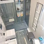 Appartamento Sky Garden Maria Jose Liguria - Attico Vista Mare - Terraces - 2 Bagni- 2 Da Letto - Box, Wi-fi, Idromassaggio Free Inteiro Attico Per Voi, Con Ascensore Rapallo