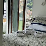 Appartamento Sky Garden Maria Jose Liguria - Attico Vista Mare - Terraces - 2 Bagni- 2 Da Letto - Box, Wi-fi, Idromassaggio Free Inteiro Attico Per Voi, Con Ascensore