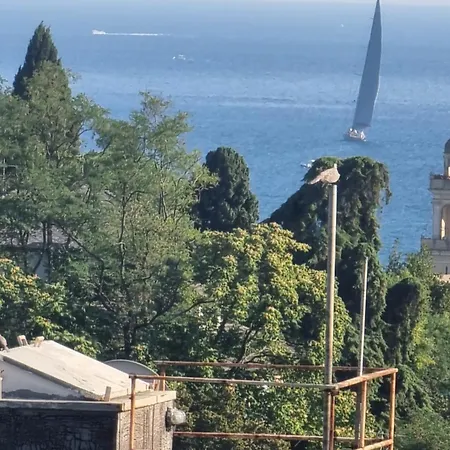 Apartment Appartamento Rapallo - Le 5 Terre - Portofino - Sky Garden Maria Jose - Attico Vista Mare - Terraces - 2 Bagni- 2 Camera Da Letto - Box, Wi-Fi, Idromassaggio Free Inteiro Attico Per Voi, Con Ascensore