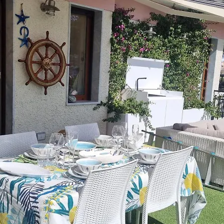Appartamento Rapallo - Le 5 Terre - Portofino - Sky Garden Maria Jose - Attico Vista Mare - Terraces - 2 Bagni- 2 Camera Da Letto - Box, Wi-Fi, Idromassaggio Free Inteiro Attico Per Voi, Con Ascensore Apartment *