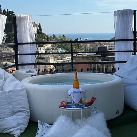 Sky Garden Maria Jose Liguria - Attico Vista Mare - Terraces - 2 Bagni- 2 Da Letto - Box, Wi-fi, Idromassaggio Free Inteiro Attico Per Voi, Con Ascensore * Rapallo