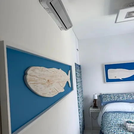 Appartamento Rapallo - Le 5 Terre - Portofino - Sky Garden Maria Jose - Attico Vista Mare - Terraces - 2 Bagni- 2 Camera Da Letto - Box, Wi-Fi, Idromassaggio Free Inteiro Attico Per Voi, Con Ascensore Apartment Rapallo