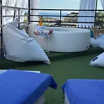 Sky Garden Maria Jose Liguria - Attico Vista Mare - Terraces - 2 Bagni- 2 Da Letto - Box, Wi-fi, Idromassaggio Free Inteiro Attico Per Voi, Con Ascensore * Rapallo