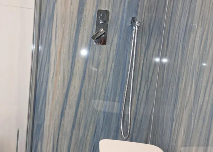 Apartman Sky Garden Maria Jose Liguria - Attico Vista Mare - Terraces - 2 Bagni- 2 Da Letto - Box, Wi-fi, Idromassaggio Free Inteiro Attico Per Voi, Con Ascensore *