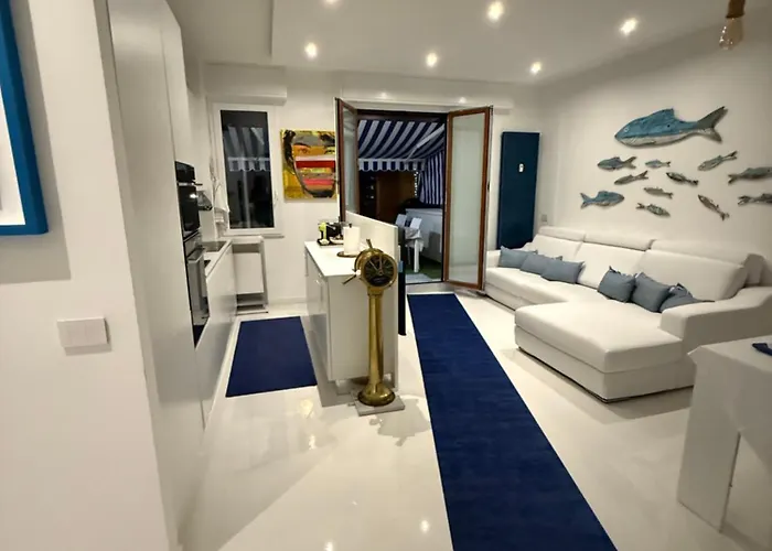Sky Garden Maria Jose Liguria - Attico Vista Mare - Terraces - 2 Bagni- 2 Da Letto - Box, Wi-fi, Idromassaggio Free Inteiro Attico Per Voi, Con Ascensore Apartman *