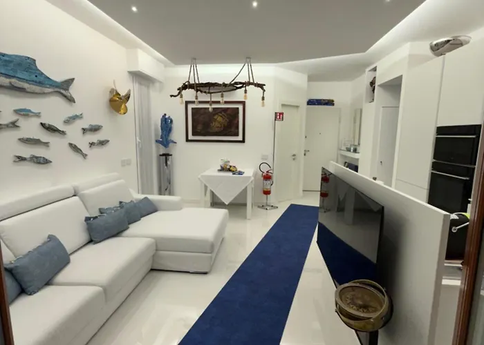 Apartman Sky Garden Maria Jose Liguria - Attico Vista Mare - Terraces - 2 Bagni- 2 Da Letto - Box, Wi-fi, Idromassaggio Free Inteiro Attico Per Voi, Con Ascensore Rapallo