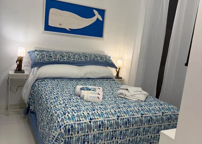 Sky Garden Maria Jose Liguria - Attico Vista Mare - Terraces - 2 Bagni- 2 Da Letto - Box, Wi-fi, Idromassaggio Free Inteiro Attico Per Voi, Con Ascensore Rapallo