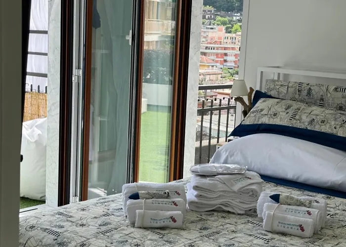 Apartman Sky Garden Maria Jose Liguria - Attico Vista Mare - Terraces - 2 Bagni- 2 Da Letto - Box, Wi-fi, Idromassaggio Free Inteiro Attico Per Voi, Con Ascensore