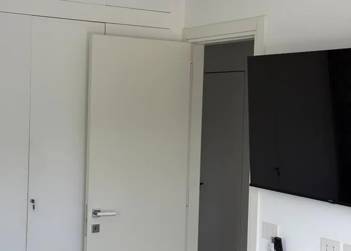 Apartman Sky Garden Maria Jose Liguria - Attico Vista Mare - Terraces - 2 Bagni- 2 Da Letto - Box, Wi-fi, Idromassaggio Free Inteiro Attico Per Voi, Con Ascensore *