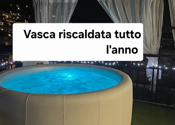 Sky Garden Maria Jose Liguria - Attico Vista Mare - Terraces - 2 Bagni- 2 Da Letto - Box, Wi-fi, Idromassaggio Free Inteiro Attico Per Voi, Con Ascensore Apartman